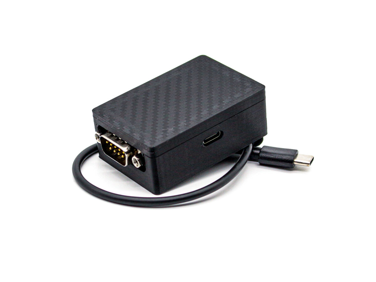 Logitech váltó adapter USB csatlakozóval